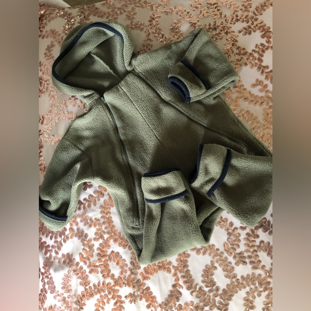 Snowsuit -Fleece -12-24mos. ☃️ Green